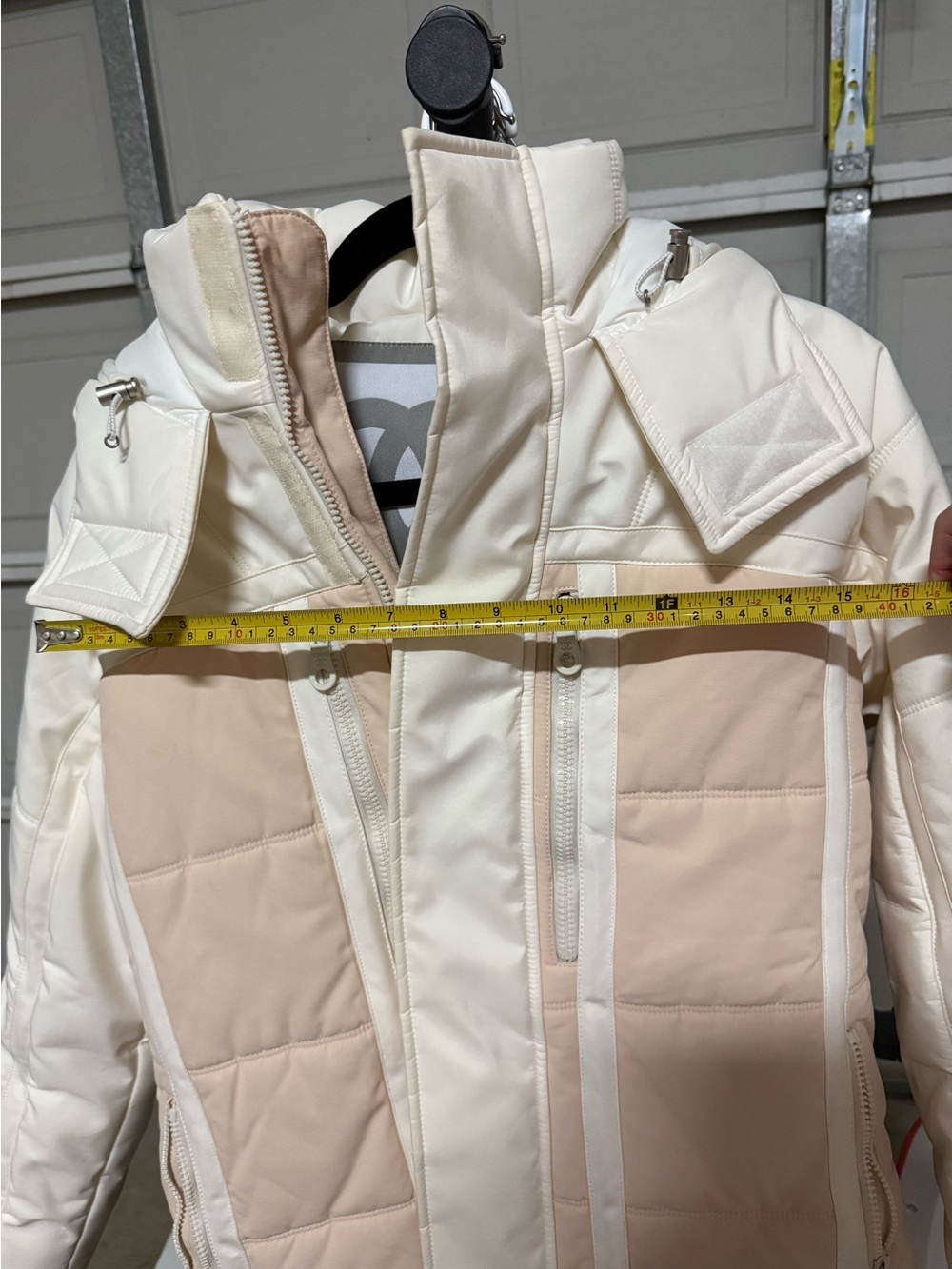 CHANEL White Ski Jacket or Winter Coat! - Picture 8 of 11